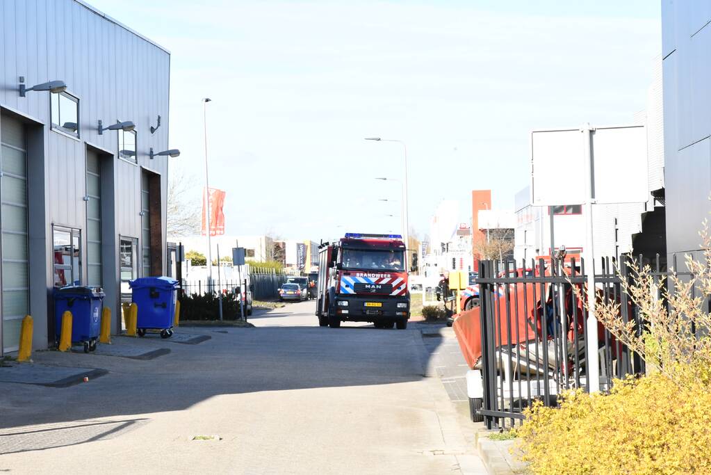 Buitenbrand op Industrieterrein Kickersbloem