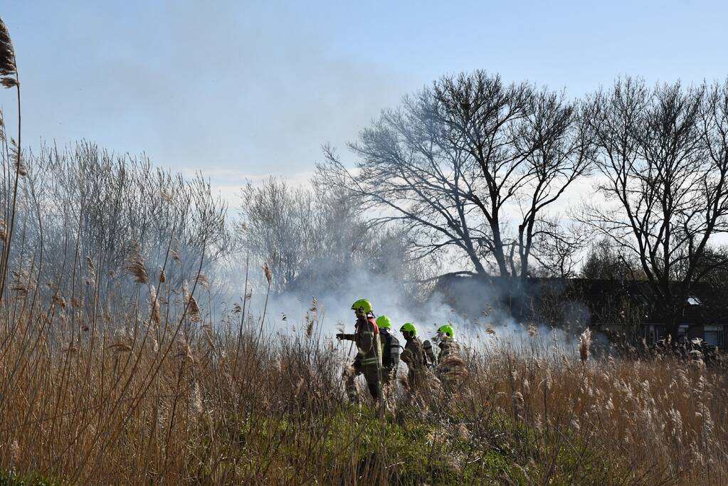 Buitenbrand op Industrieterrein Kickersbloem