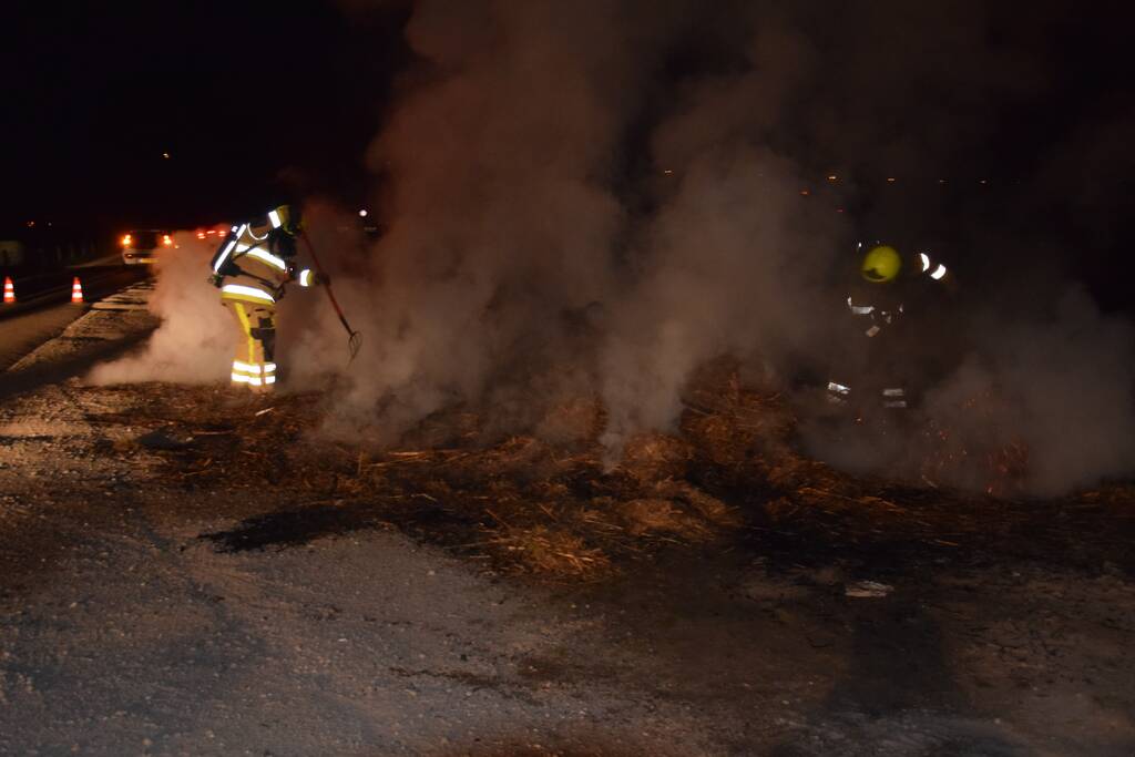 Veel rookontwikkeling bij brand in hooibalen