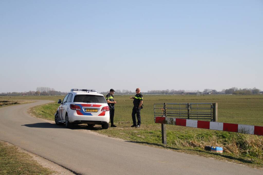 Jerrycans met mogelijk drugsafval aangetroffen