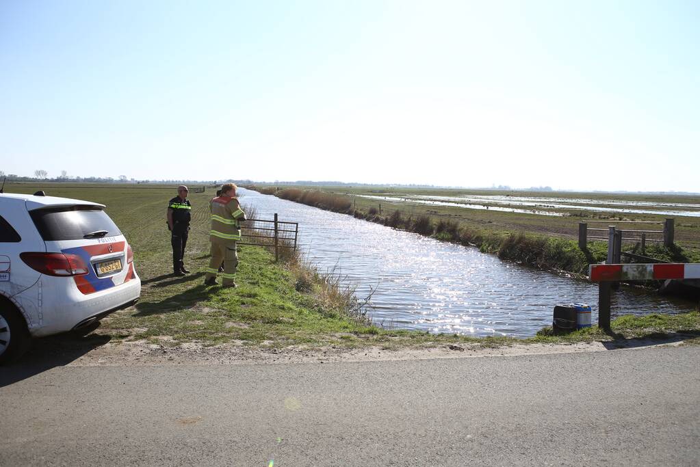 Jerrycans met mogelijk drugsafval aangetroffen