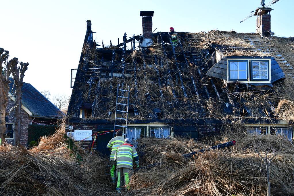 Deel boerderijwoning in vlammen opgegaan