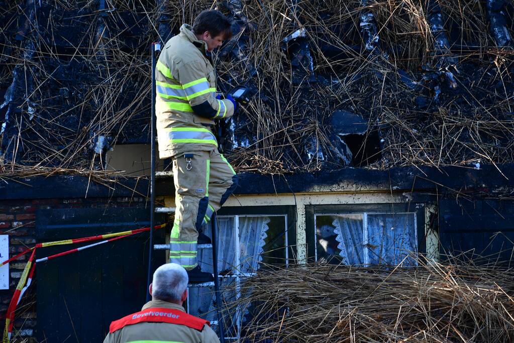Deel boerderijwoning in vlammen opgegaan