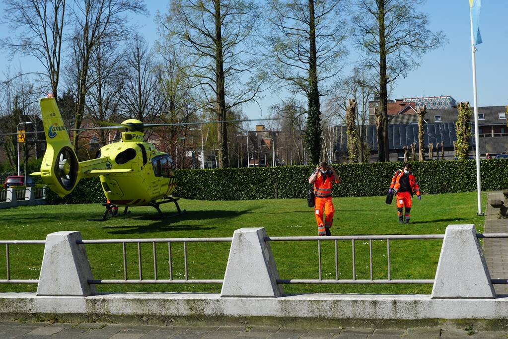 Traumahelikopter landt voor incident in bovenwoning