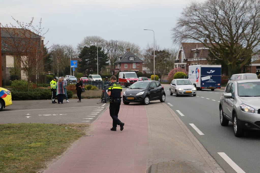 Fietser gewond na aanrijding met auto