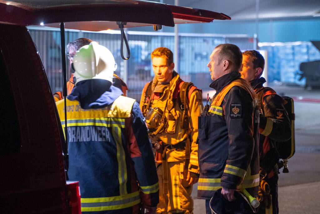 Zeer grote brand in bedrijfspand Holabouw BV