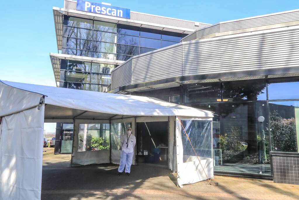 Covid-19 controlepunt geopend op bedrijventerrein Noordschil