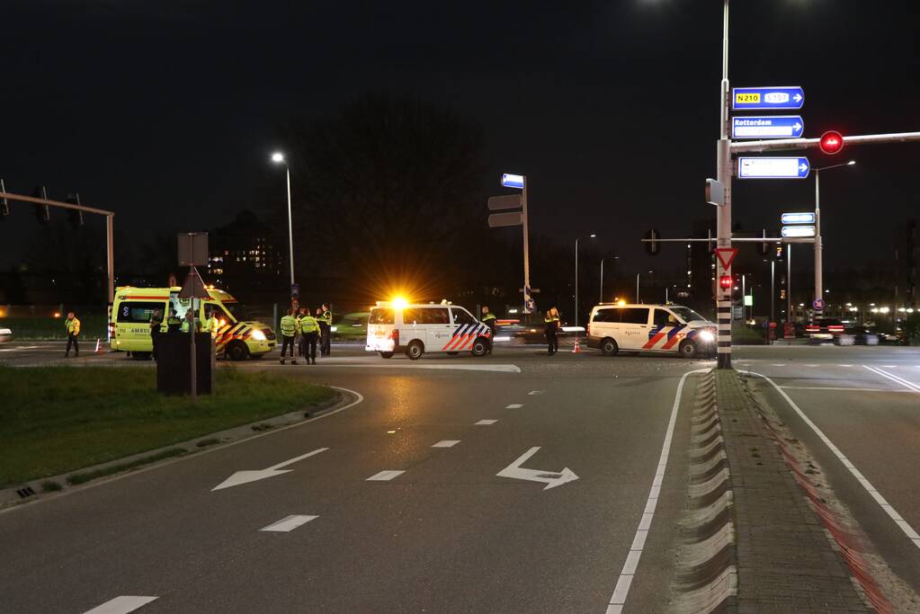 Politiewagen botst op auto