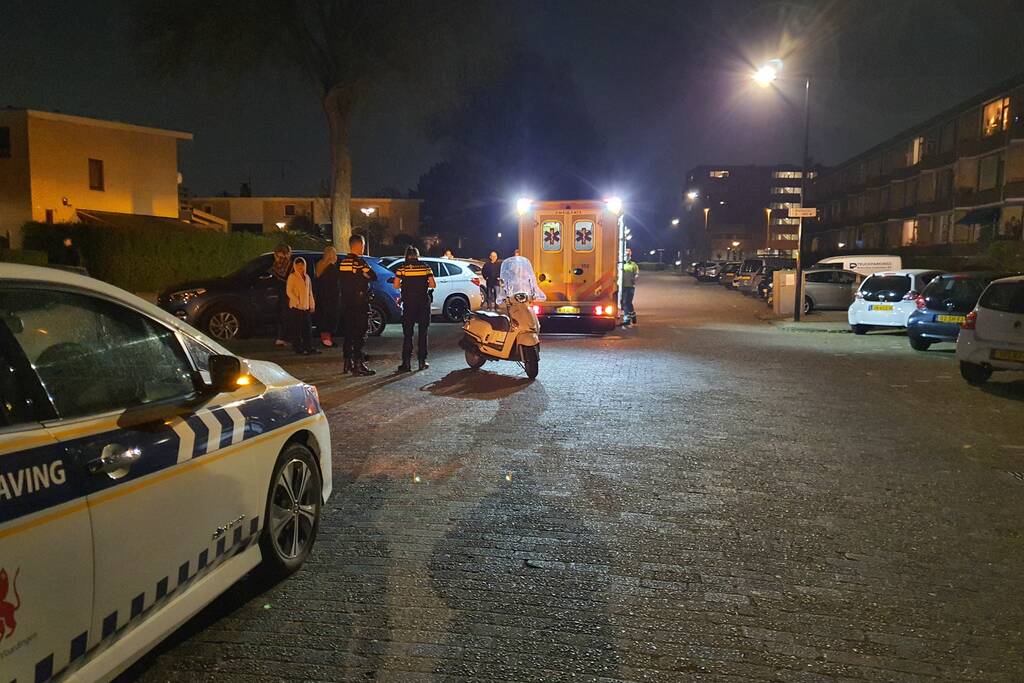 Scooterbestuurder lichtgewond na valpartij