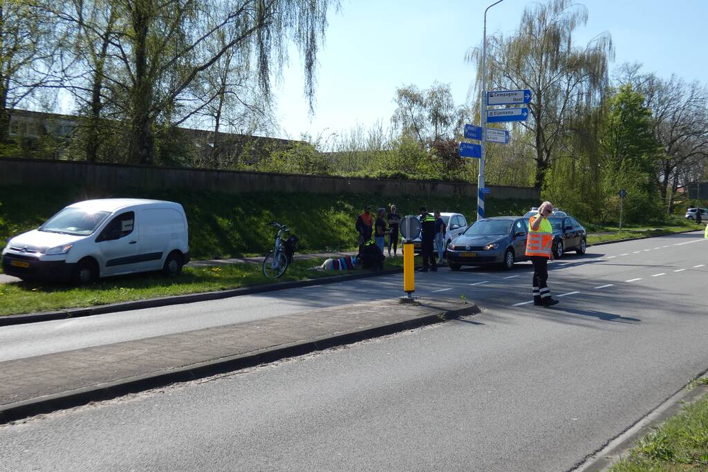 Fietser gewond bij aanrijding met auto