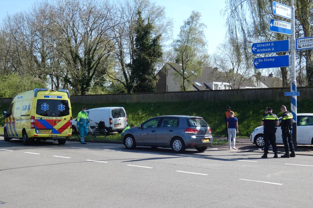Fietser gewond bij aanrijding met auto