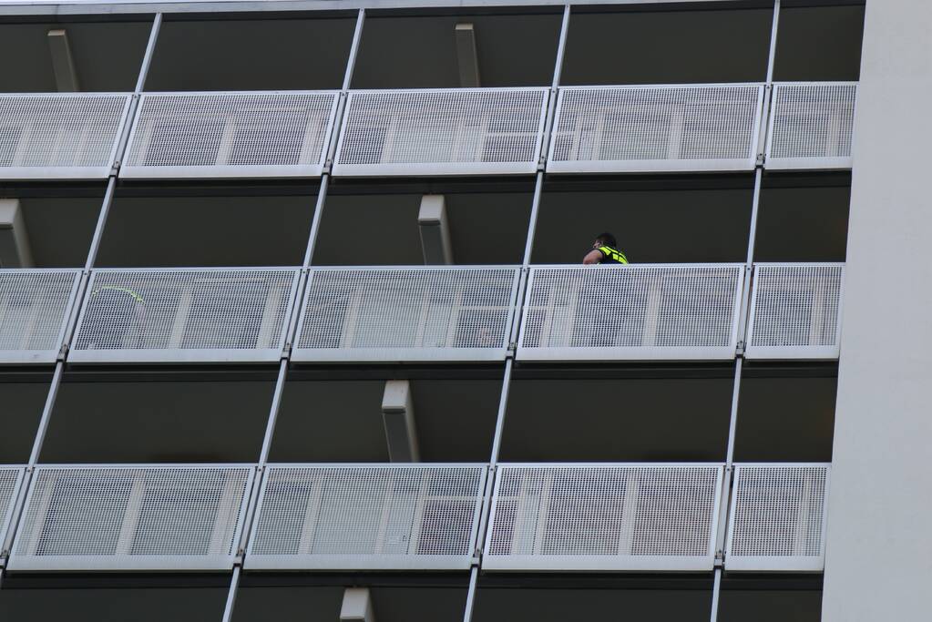 Flinke inzet vanwege waterschade in flatwoning