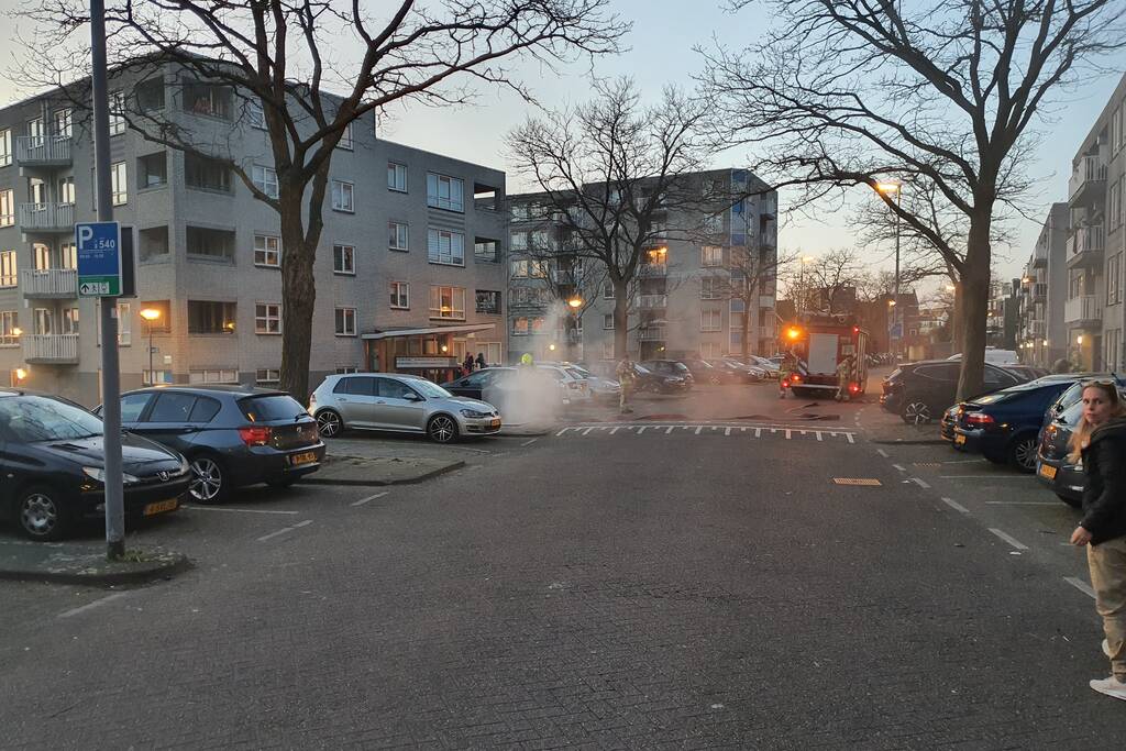 Forse rookontwikkeling bij ondergrondse containerbrand