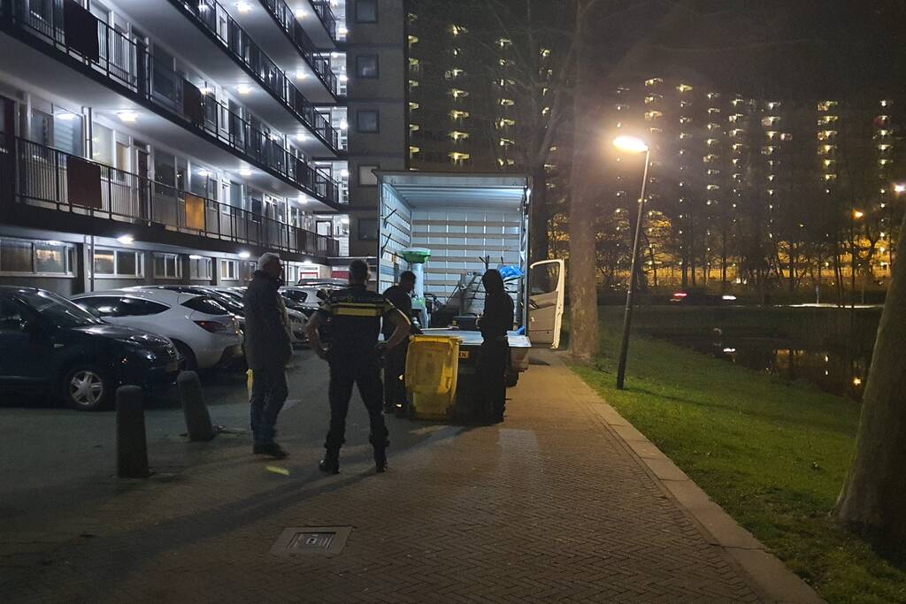 Hennepkwekerij in woning geruimd