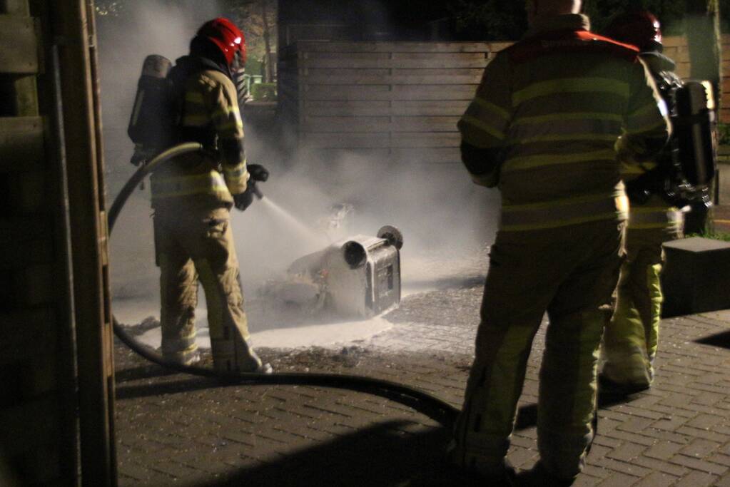 Meerdere kliko's gesmolten door brand