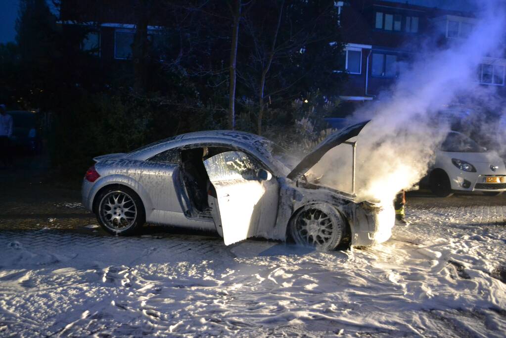 Autobrand mogelijk aangestoken