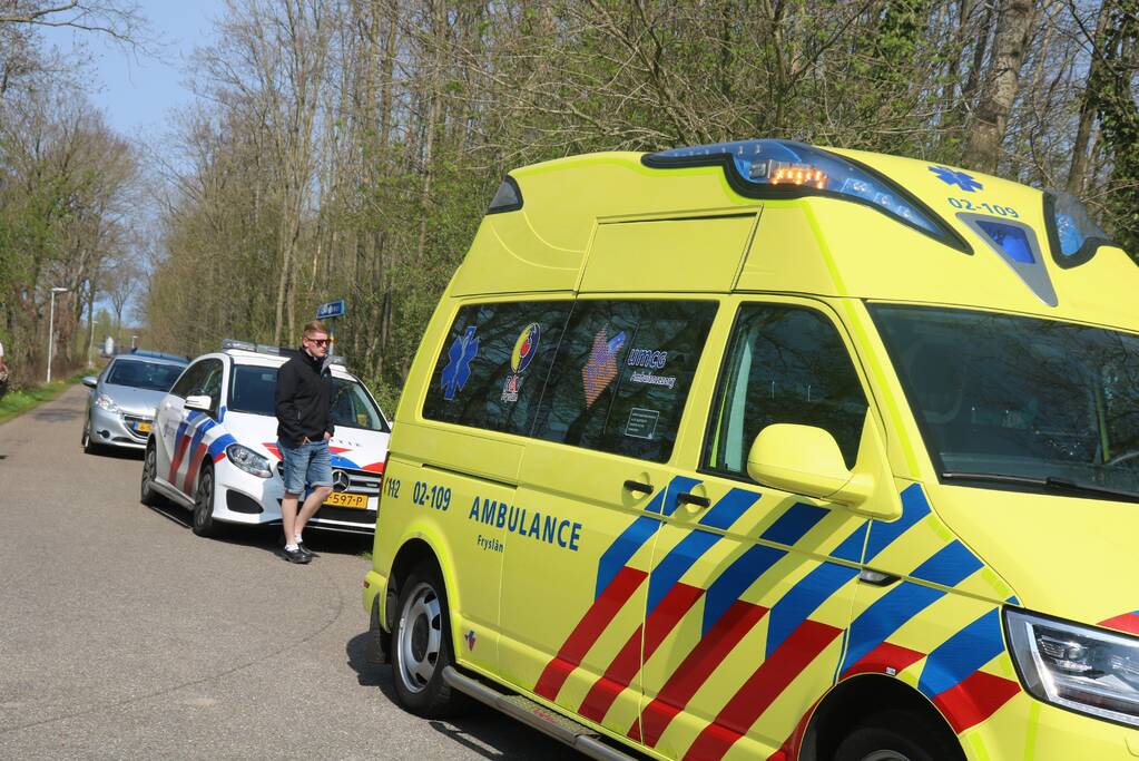 Fietsers botsen met elkaar