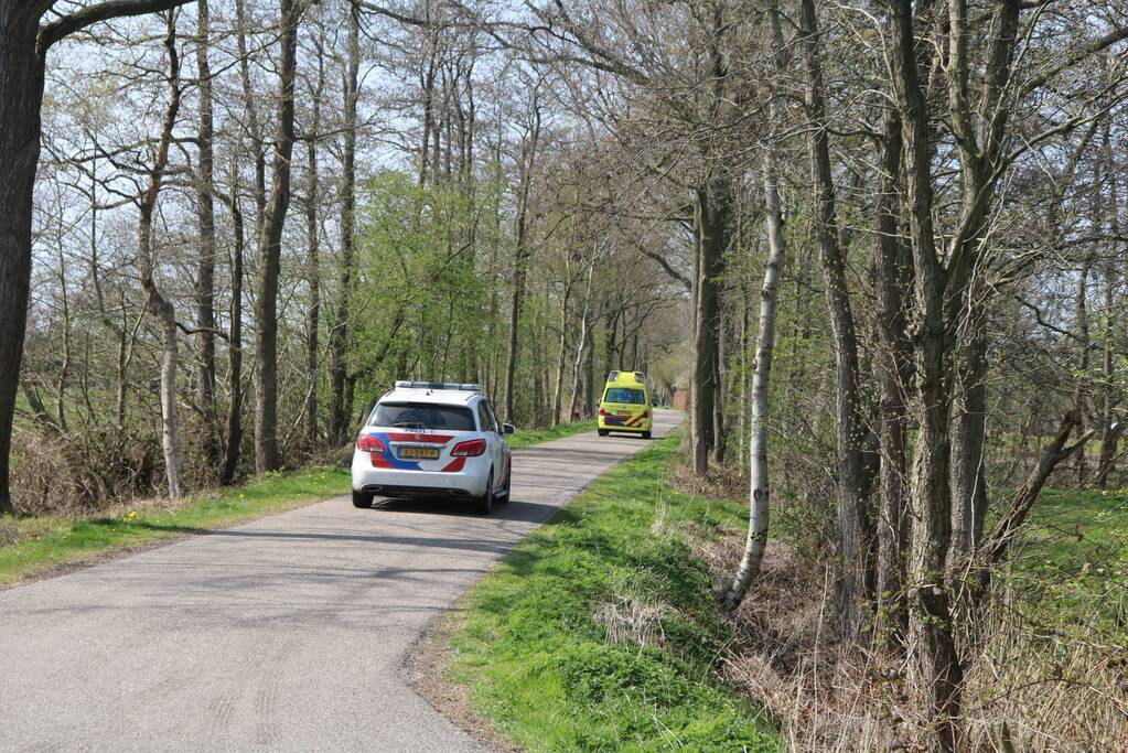 Fietsers botsen met elkaar