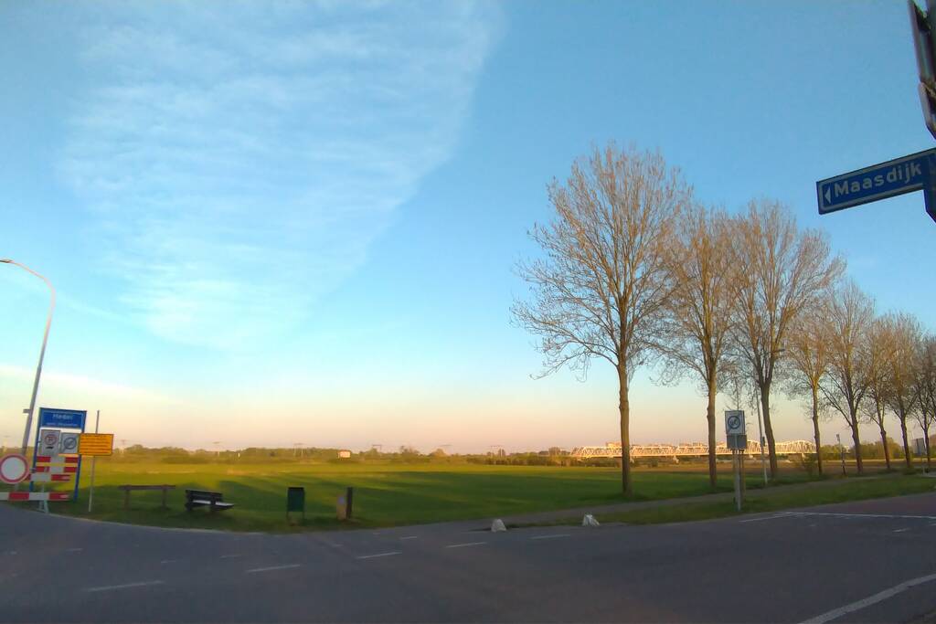 Gemeente plaatst waarschuwingsborden voor afsluiten dijken