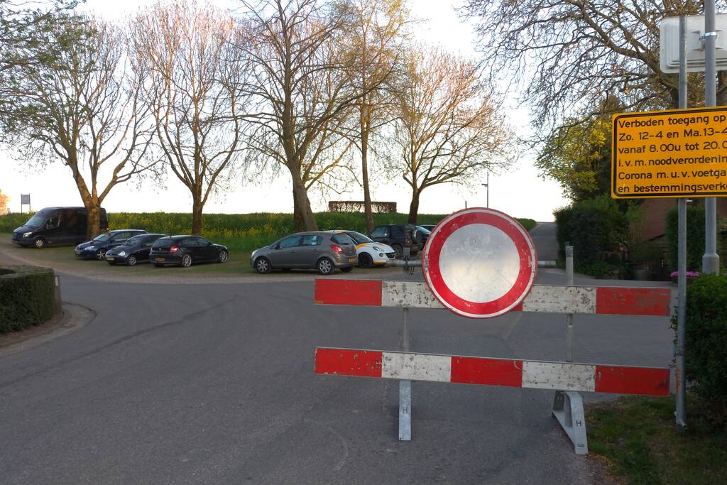 Gemeente plaatst waarschuwingsborden voor afsluiten dijken