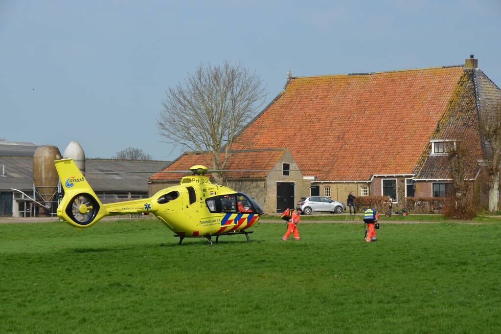 Motorrijder ernstig gewond na aanrijding met auto