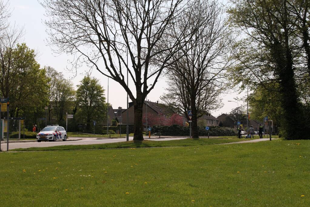 Vrouw uit rolstoel gevallen