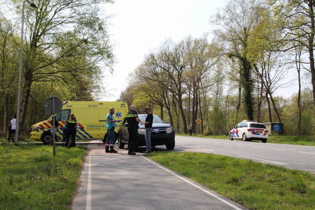 Gewonde bij aanrijding tussen meerdere auto's