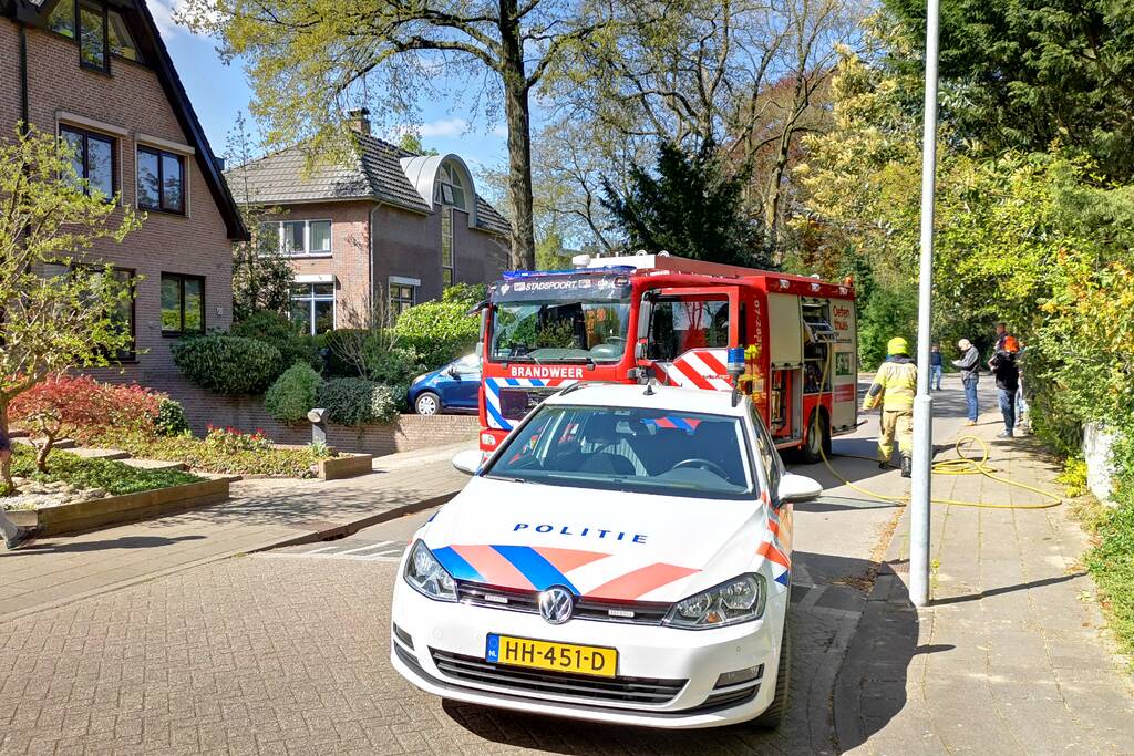 Containerbrand slaat over naar dak