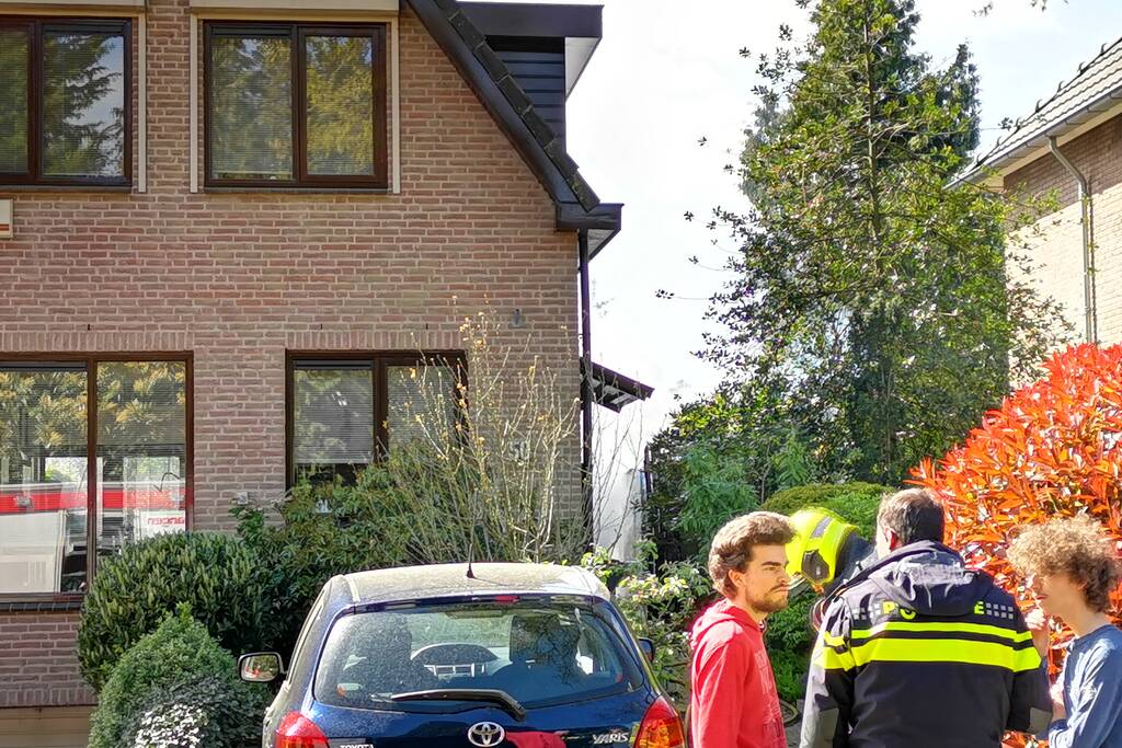 Containerbrand slaat over naar dak