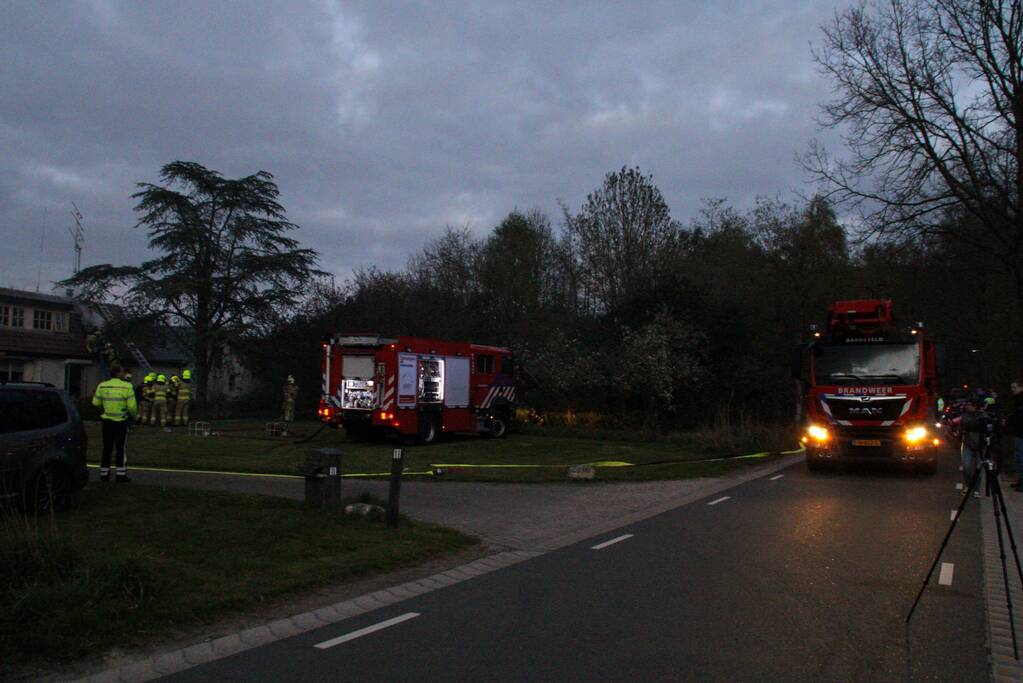 Flinke rookontwikkeling bij dakbrand