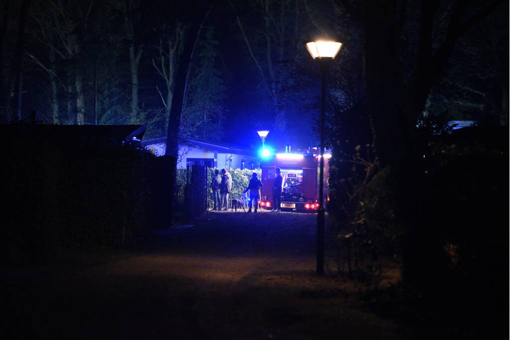 Flinke rookontwikkeling bij schoorsteenbrand op vakantiepark