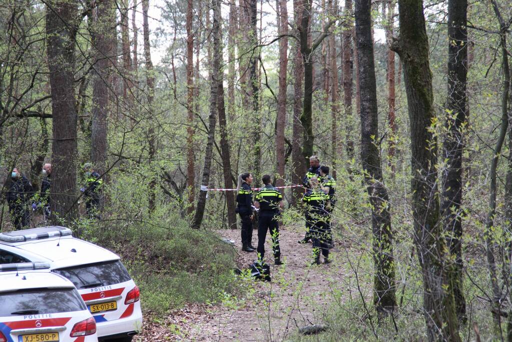 Overleden wielrenner aangetroffen
