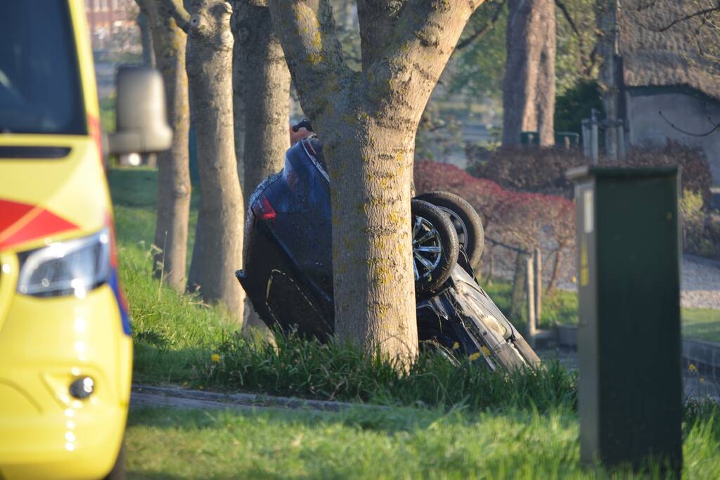 Automobiliste (54) komt om het leven bij ongeval