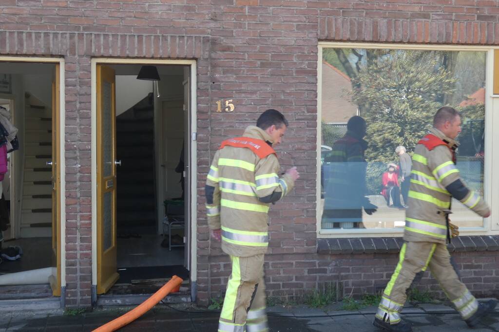 Kruipruimtes acht woningen volgelopen met water