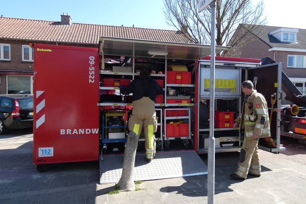 Kruipruimtes acht woningen volgelopen met water