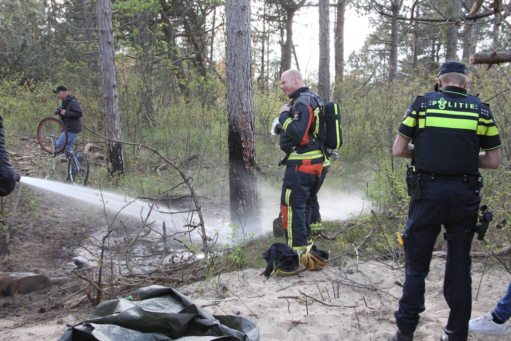 Brand in bos vermoedelijk aangestoken