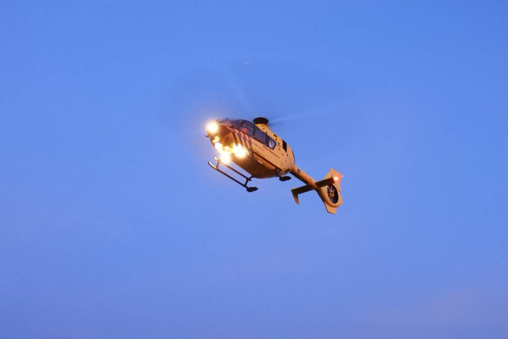 Traumahelikopter land voor een medische noodsituatie