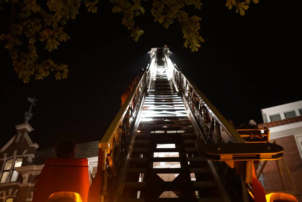 Man gewond na steekpartij