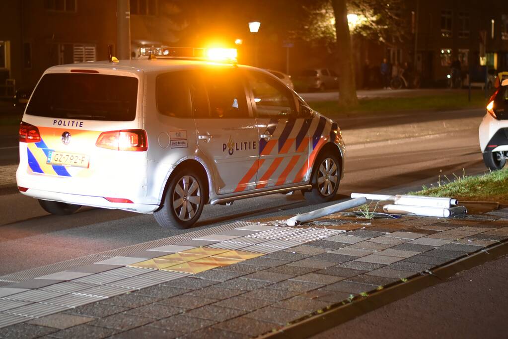 Gewonde na botsing met boom