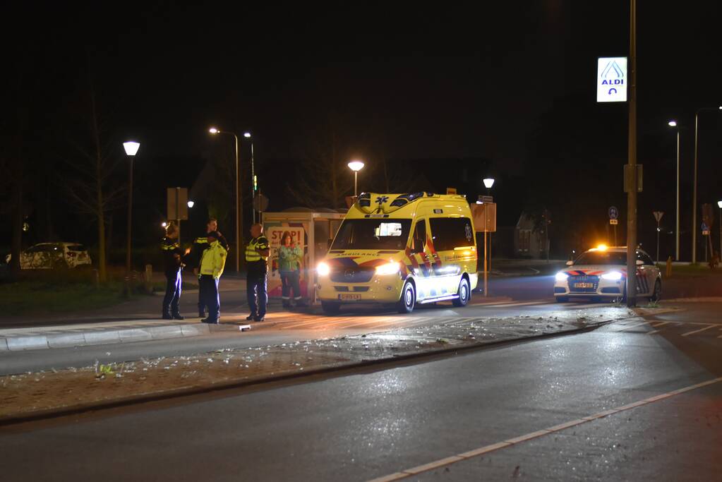 Gewonde na botsing met boom