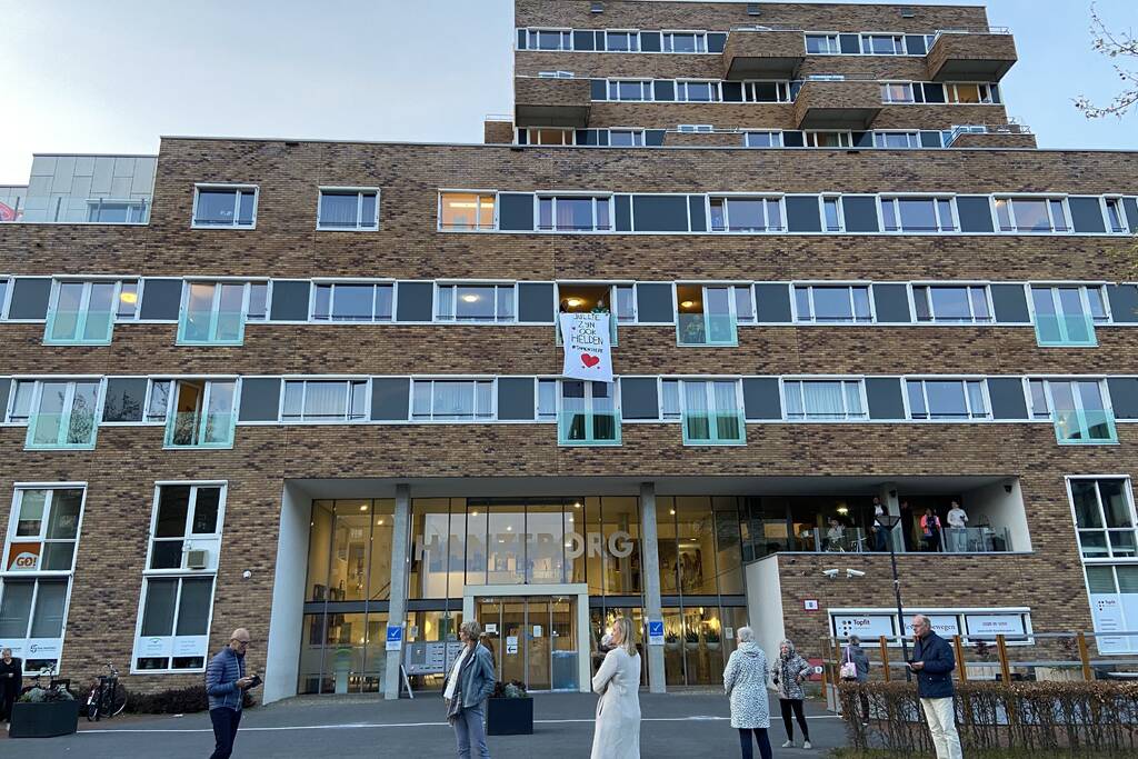 Lasershow voor zorgmedewerkers