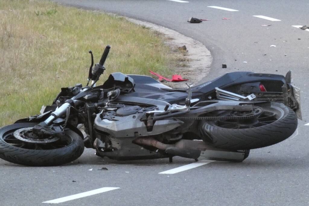 Gewonden bij aanrijding met motoren