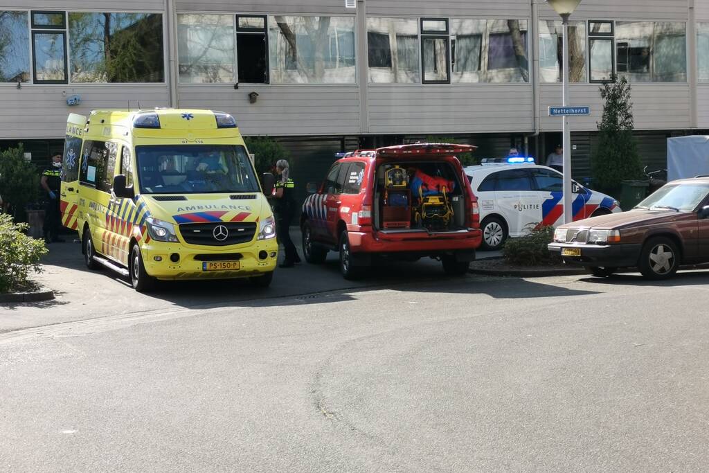 Traumateam assisteert bij medische noodsituatie