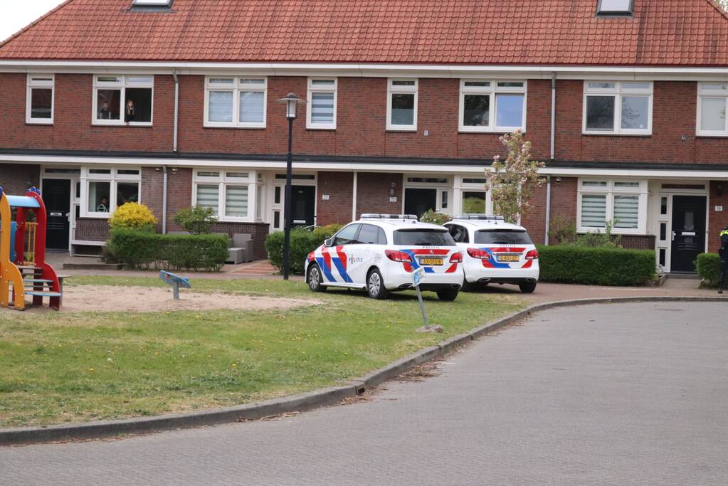 Persoon zwaargewond na val van hoogte