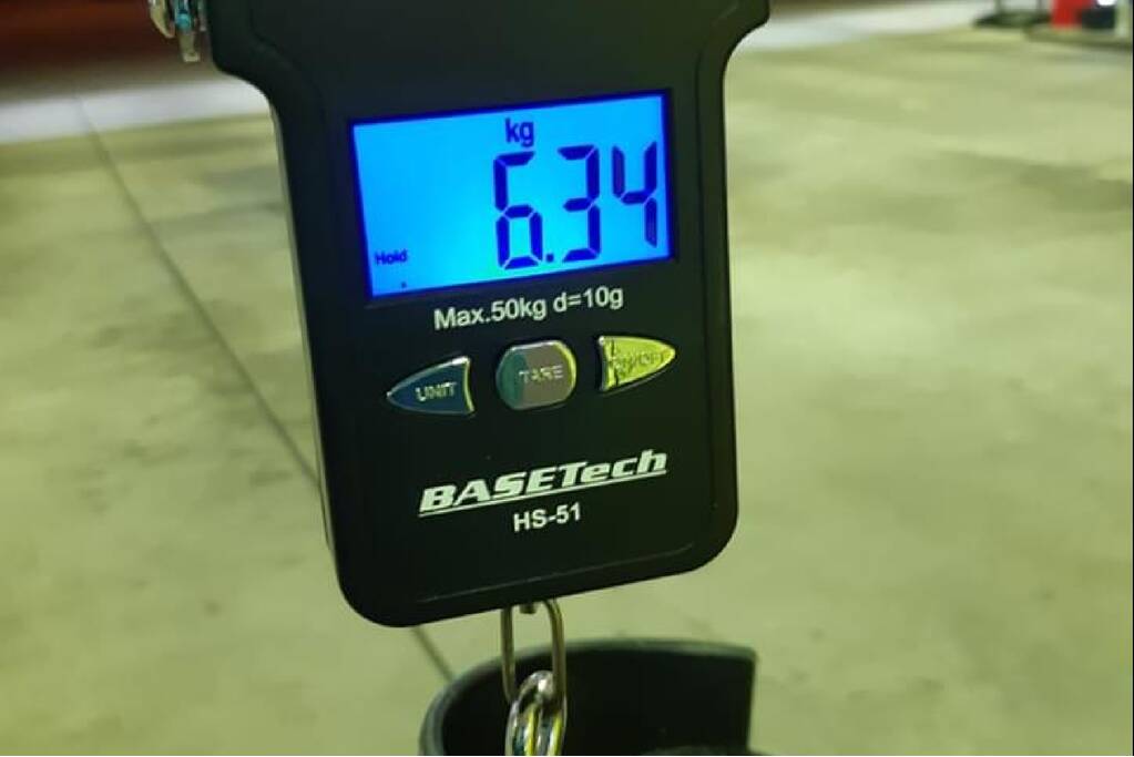 Lachgaskoerier (22) aangehouden bij tankstation Neerduist