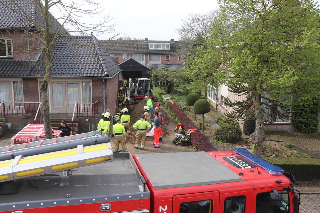 Man bedolven onder puin bij sloopwerkzaamheden