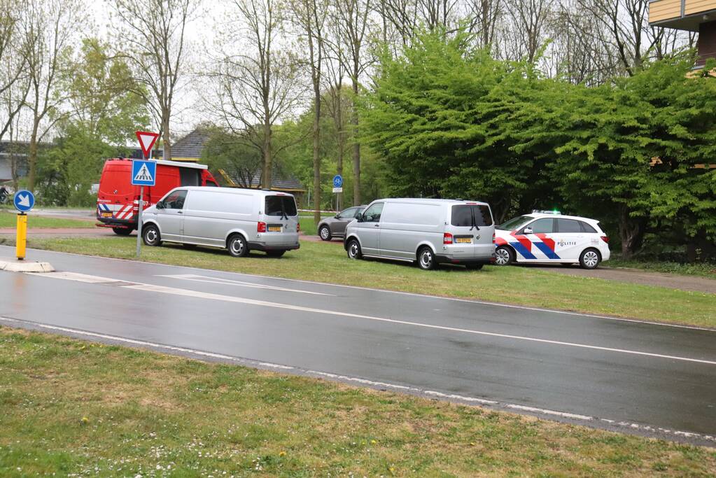 Dode aangetroffen onderaan flatgebouw