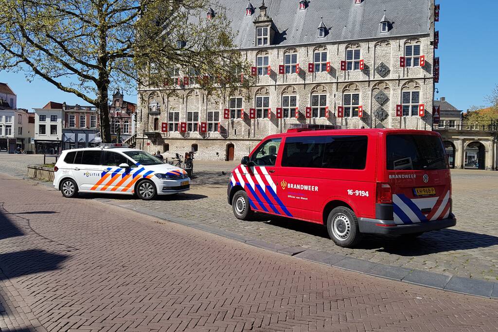 Gaslucht in keuken van grand café Central