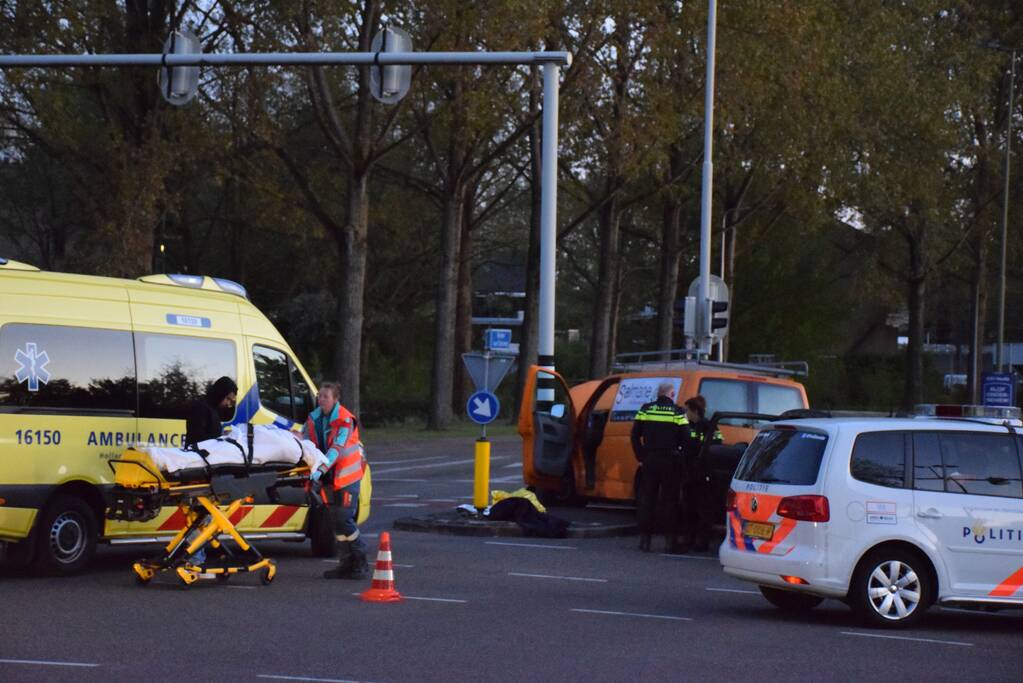 Veel schade bij aanrijding op kruising
