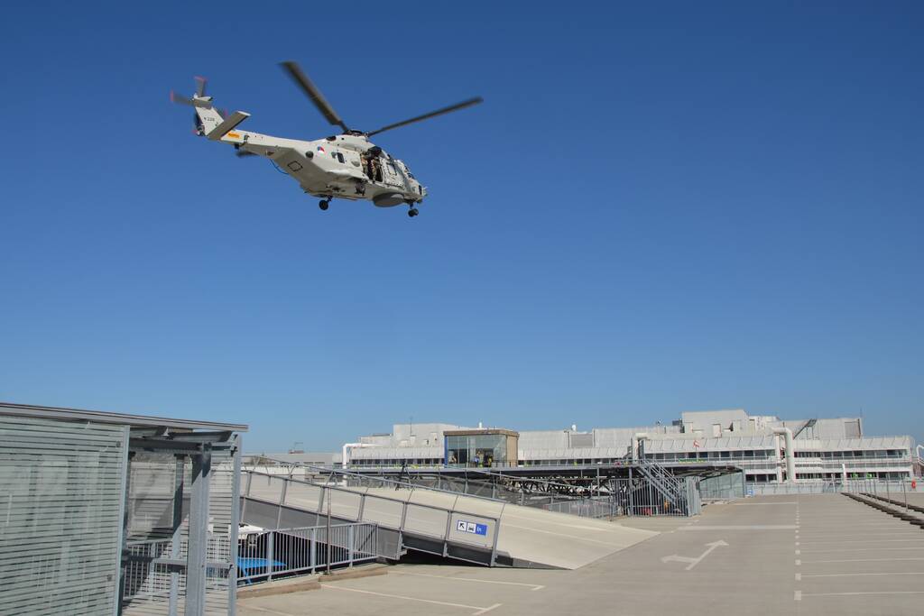 Defensiehelikopter NH90 neemt patiëntentransport MMT over